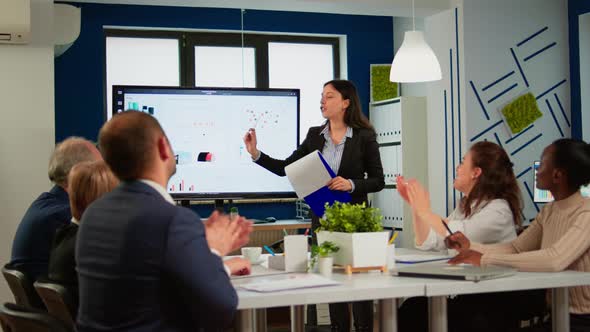 Business Audience Applauding Woman Leader Manager Thank for Conference Seminar