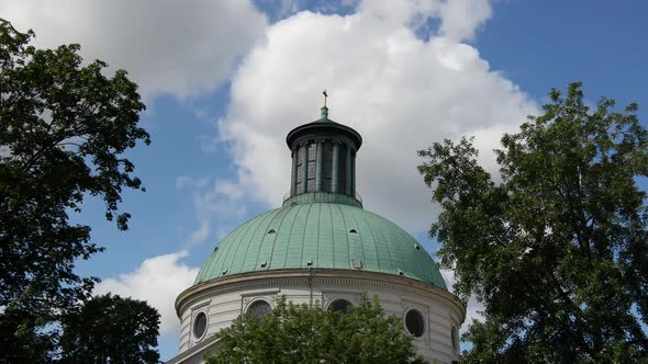 Time lapse of the Holy Trinity Church