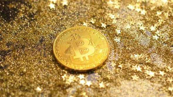 Ray Enlights Bitcoin Among Gold Sand and Stars Macro