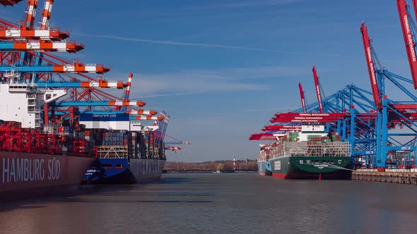 Container ship loading and unloading in deep sea port, import and export