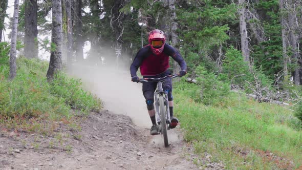 Mountain Biker- Slow descend