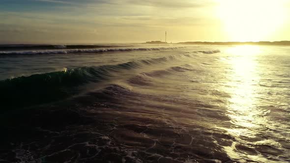 Waves on seashore 4k