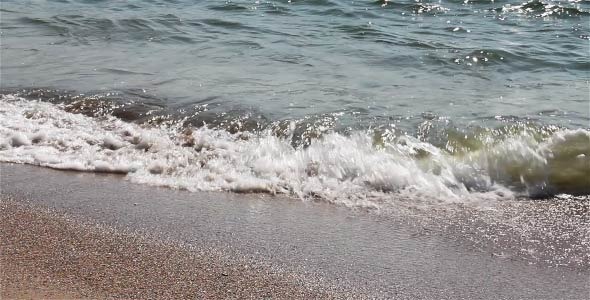 The Waves Of The Black Sea 2 alt