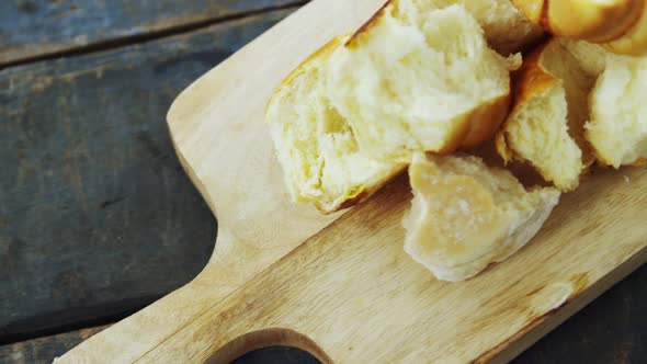 Pieces of bread and olive tapas