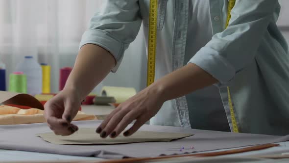 Dressmaking Class Teacher Demonstrating to Attach Patterns by Pins, Occupation