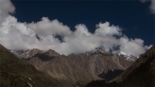 Clouds in Mountains