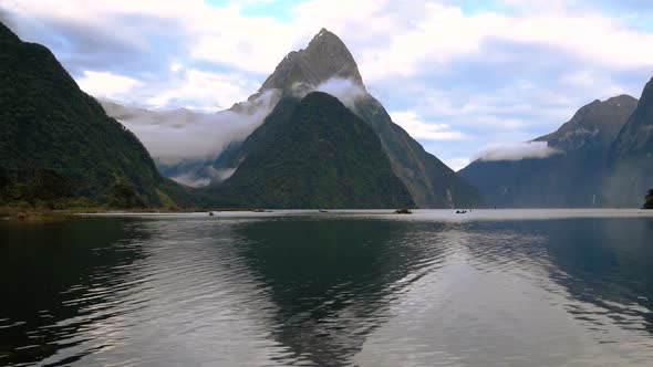 Milford Sound, Fiordland national park, New Zealand