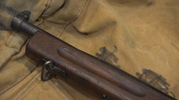 Thompson is an American Sub-Machine Gun alt