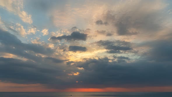 Time Lapse Beautiful Cloud In Sunset.