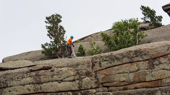 Man Trains to Conquer the Rock 13 alt