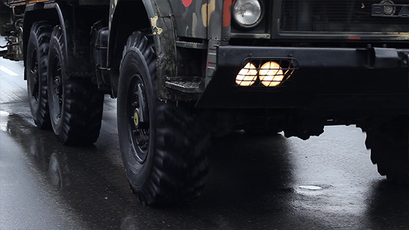 Military Truck alt