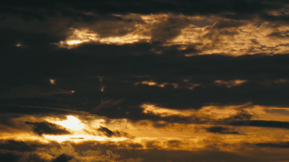 Contrasty Golden Clouds alt