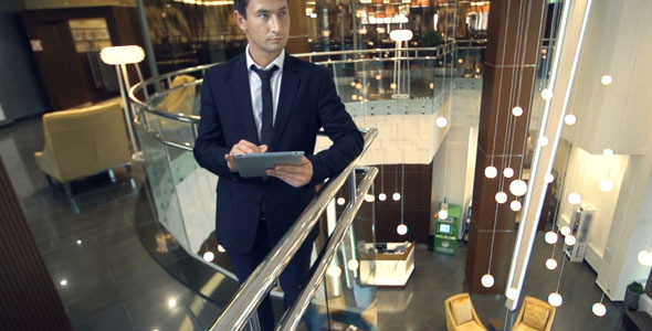 Leisure at Lobby alt