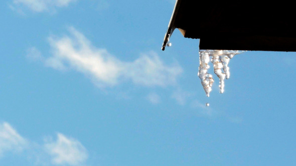 Melting Icicles On Roof alt