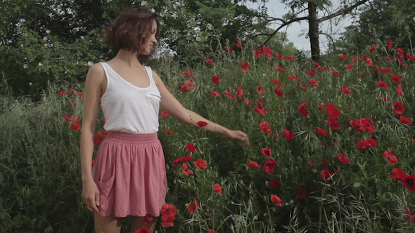 Beautiful Girl Countryside Spring 9