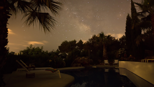 Luxury Private Swimming Pool Stars 2 alt