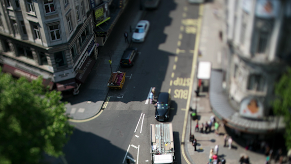 Traffic At Covent Garden London England Uk 2