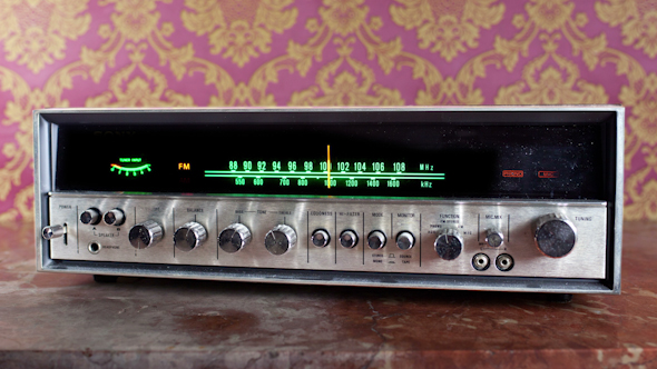 Vintage Radio Receiver, Frequency Dial Moving 6