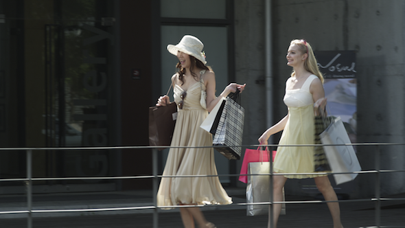 Shopping Girls