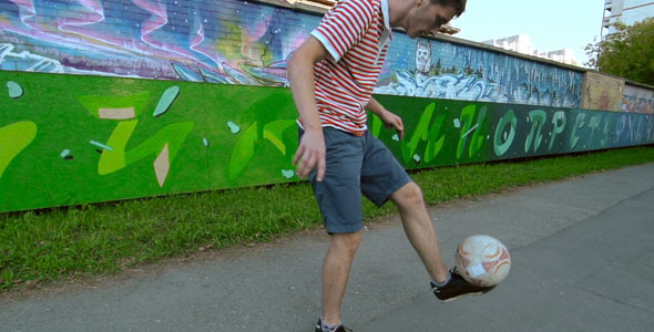 Juggling a Football alt