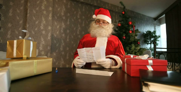 Santa Reading Letter