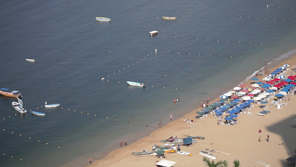 Acapulco Bay Mexico Tourists