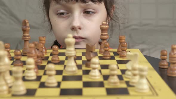 Girl Brain Intelligence with Home Chess