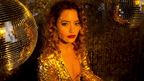 Sexy Lounge Cocktail Bar Woman 20 alt