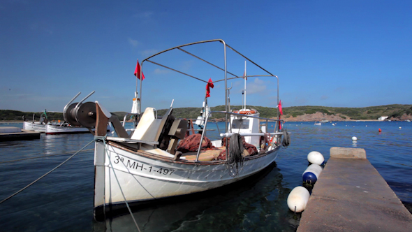 Menorca Boat 01