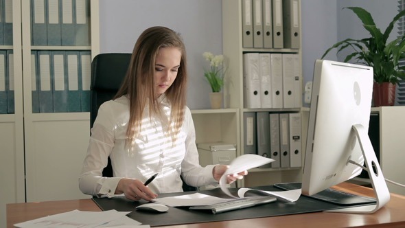 Businesswoman Sign Working Papers alt