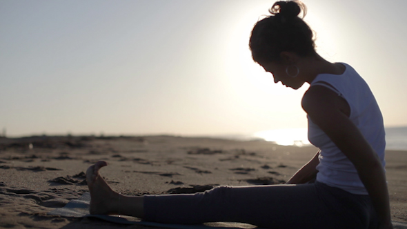 Yoga Beach Sunrise Peaceful Energy Healthy Lifestyle 6 alt
