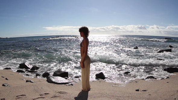 Yoga Model Amazing Wild Beach Peaceful Luxury 1 alt