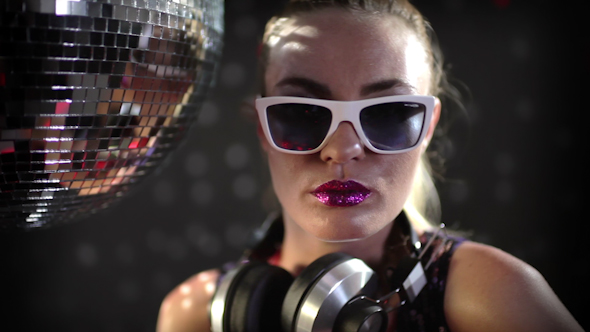 Female Dj Face Sunglasses Disco 1 alt