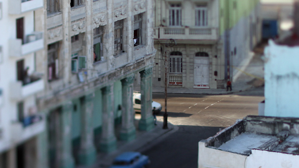 Traffic Havana Cuba 2 alt