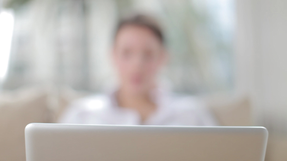 Business Woman Office alt