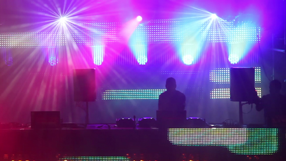 Dj Playing Music Festival Led Screen 8