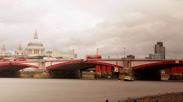 St Pauls Windy 01 alt