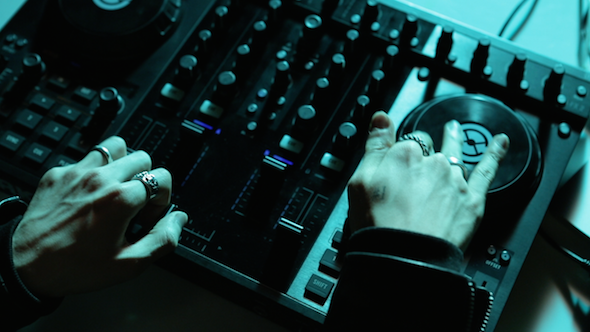 DJ Control Mixer 02