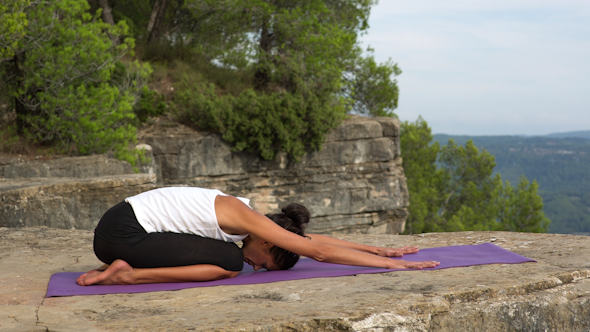 Yoga Teacher, Amazing Location, Mountain Clifftop 15