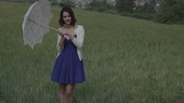 Beautiful Girl Countryside Spring 4