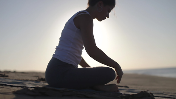 Yoga Beach Sunrise Peaceful Energy Healthy Lifestyle 7