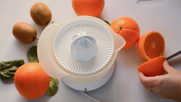 Squeezing Orange Juice