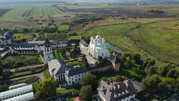 Aerial Shot Village Zymne. Svyatogorsky Assumption Zymna Stauropean Monastery Ukraine