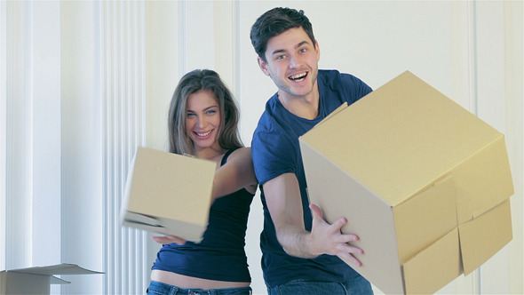 Couple Girl And The Guy Throw The Box