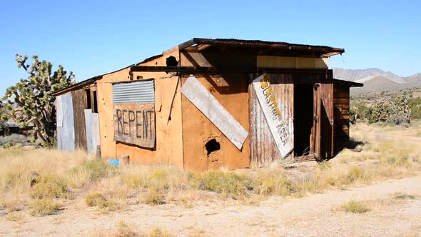 Abandon Mining Camp In The Mojave Desert 18