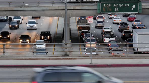Traffic On Busy Freeway In Downtown Los Angeles California 15 alt