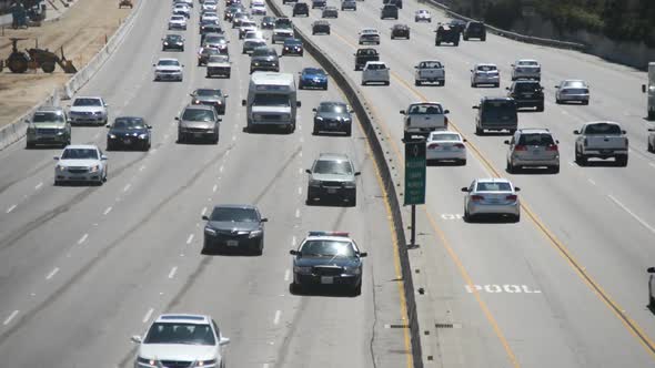 Traffic On Busy Freeway In Los Angeles 13 alt
