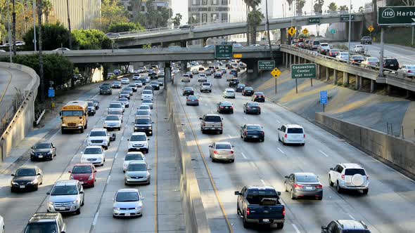 Traffic On Busy Freeway In Los Angeles 16