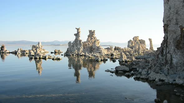 Tufa Formation On Scenic Mono Lake California 8