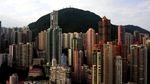 Hong Kong Skyline And Victoria Peak - Hong Kong China 3 alt